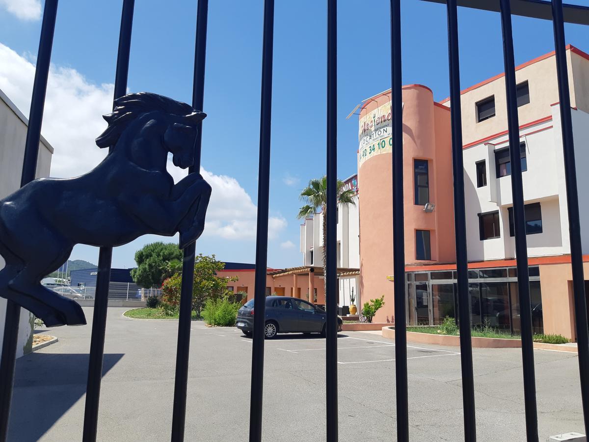 Hotel L'Hacienda 马蒂格 外观 照片